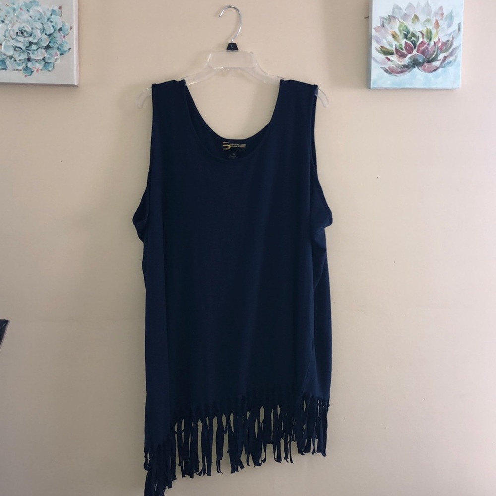 Navy blue 3X T-Shirt with fringed bottom